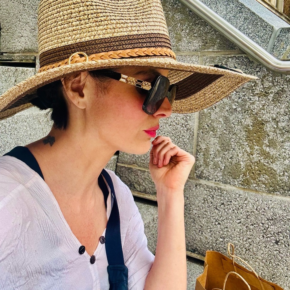 Stylish Tan Straw Hat for Women
